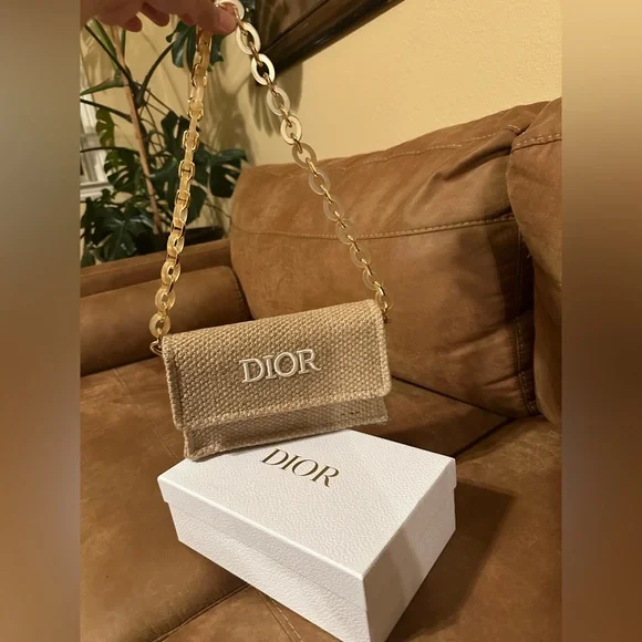 GWP Dior Beauty raffia flap cosmetic bag - Picture 2 of 7